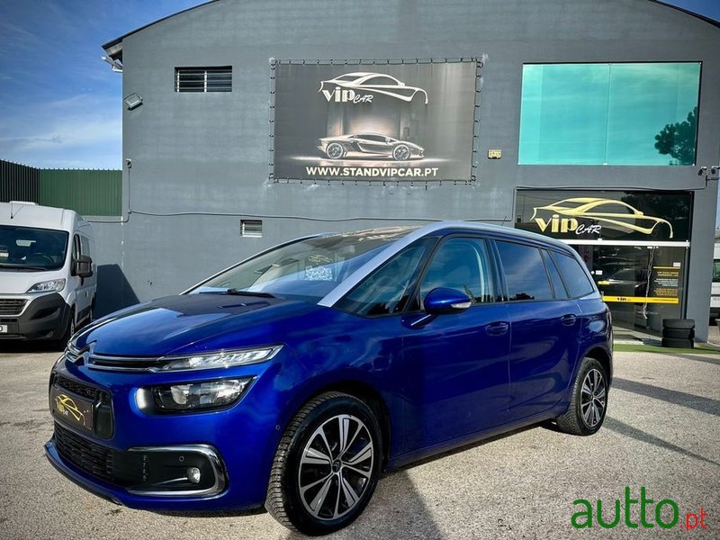 2017' Citroen C4 Grand Picasso photo #1