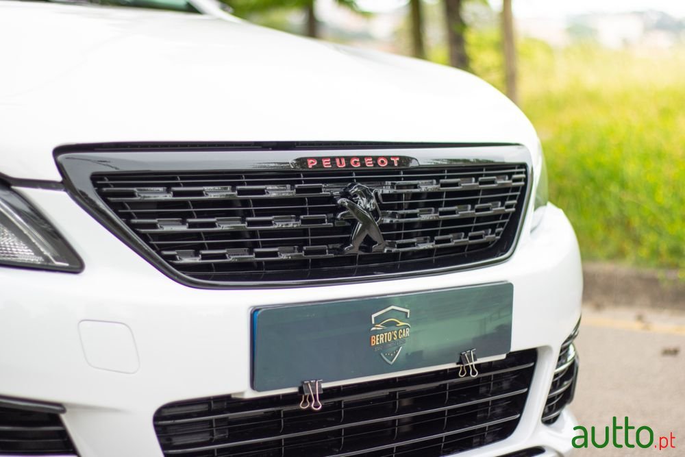 2018' Peugeot 308 photo #3