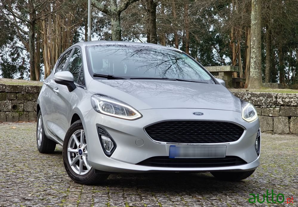 2021' Ford Fiesta photo #2