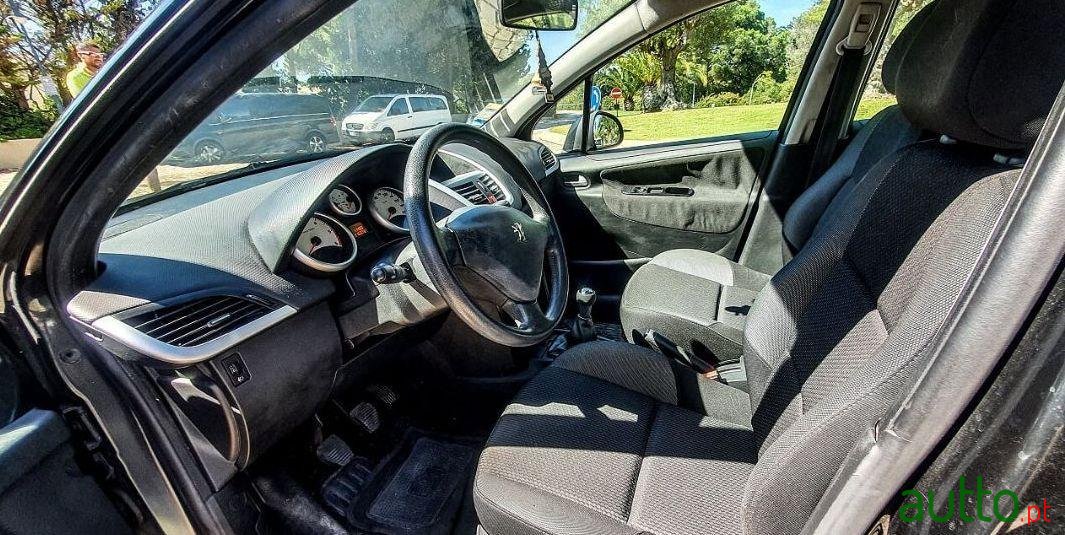 2010' Peugeot 206 Sport photo #1