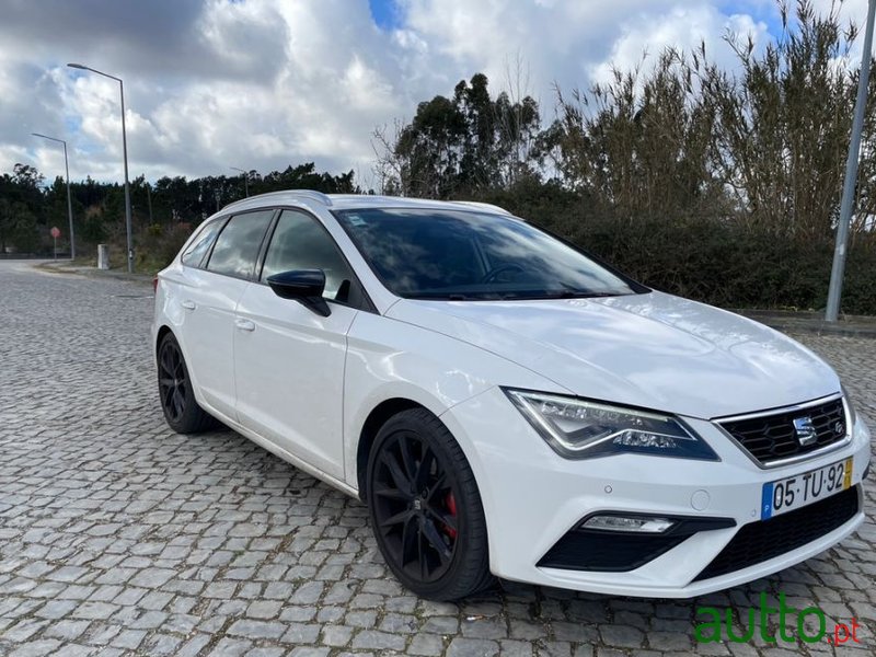 2017' SEAT Leon St photo #1