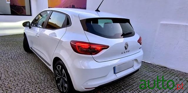 2021' Renault Clio photo #6