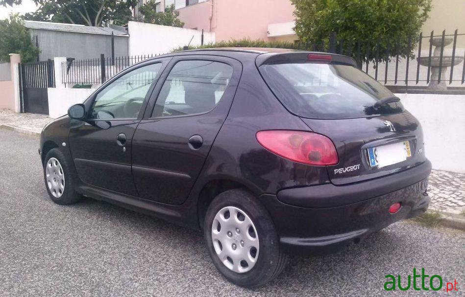 2004' Peugeot 206 photo #4