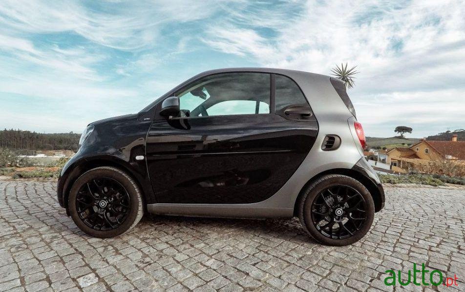 2018' Smart Fortwo photo #5