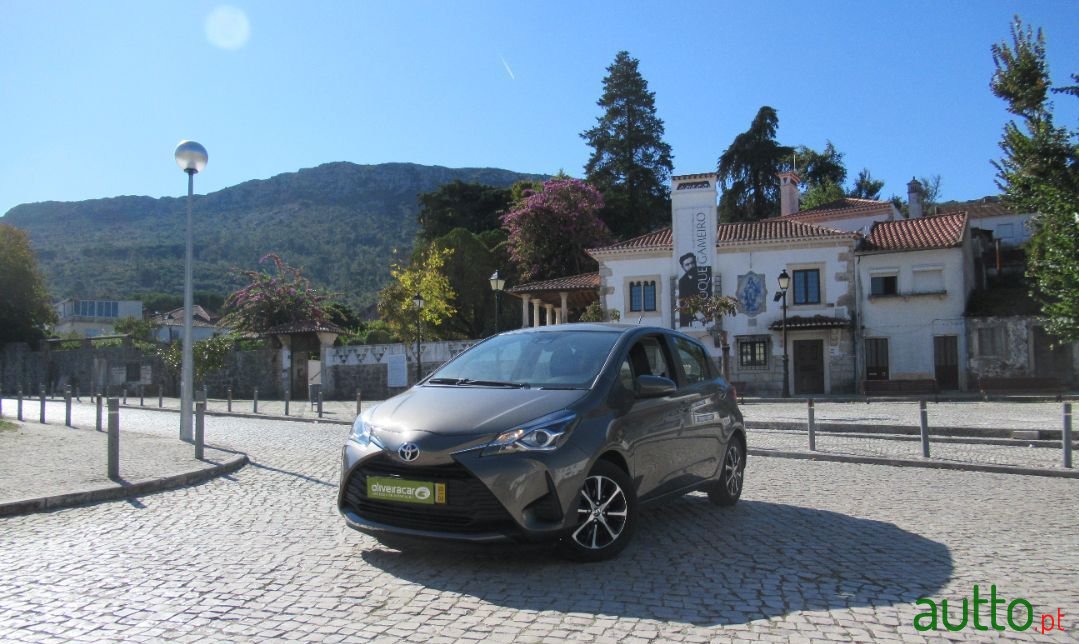 2020' Toyota Yaris photo #1