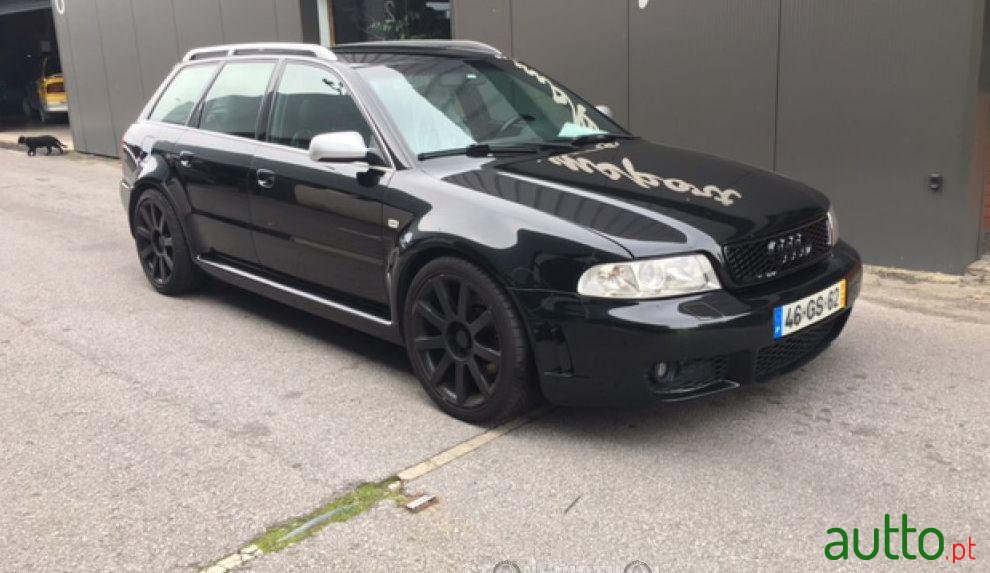 2001' Audi RS4 2.7 V6 RS4 quattro photo #1