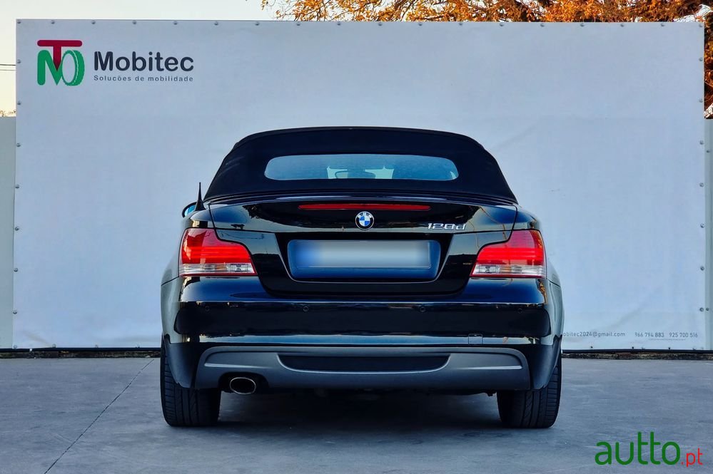 2008' BMW Série 1 D Cabrio photo #4
