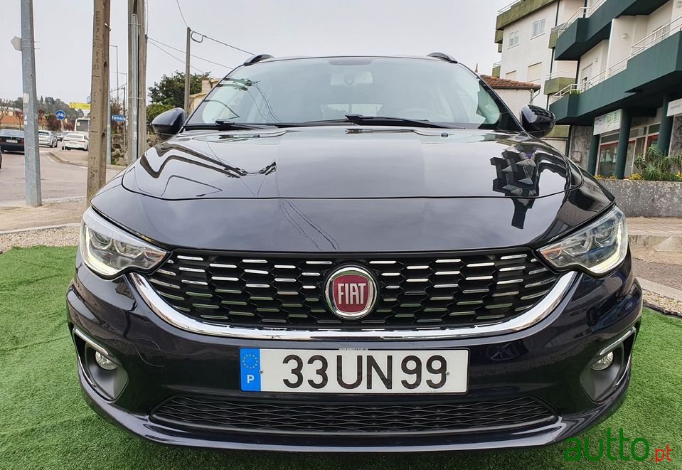 2018' Fiat Tipo Station Wagon photo #2