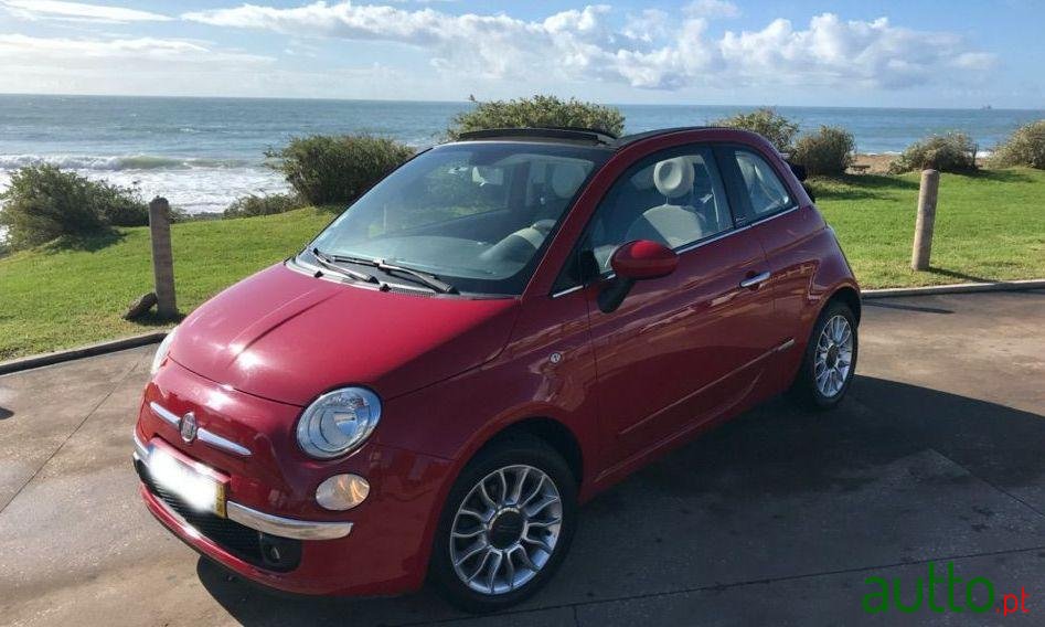 2011' Fiat 500C photo #1