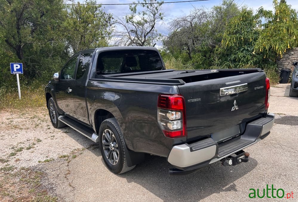 2021' Mitsubishi L200 photo #6