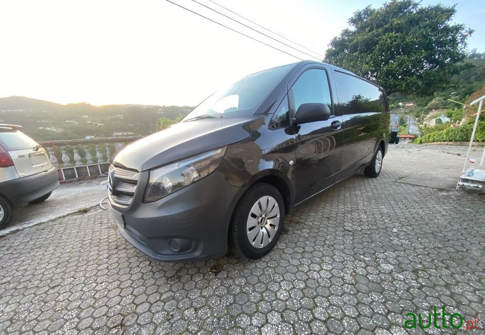 2017' Mercedes-Benz Vito photo #1
