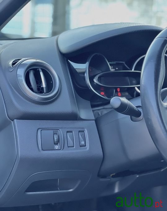 2017' Renault Clio photo #4