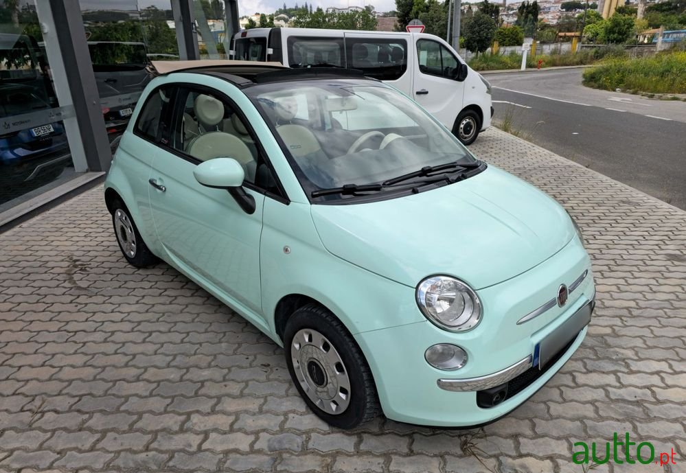 2015' Fiat 500C photo #3