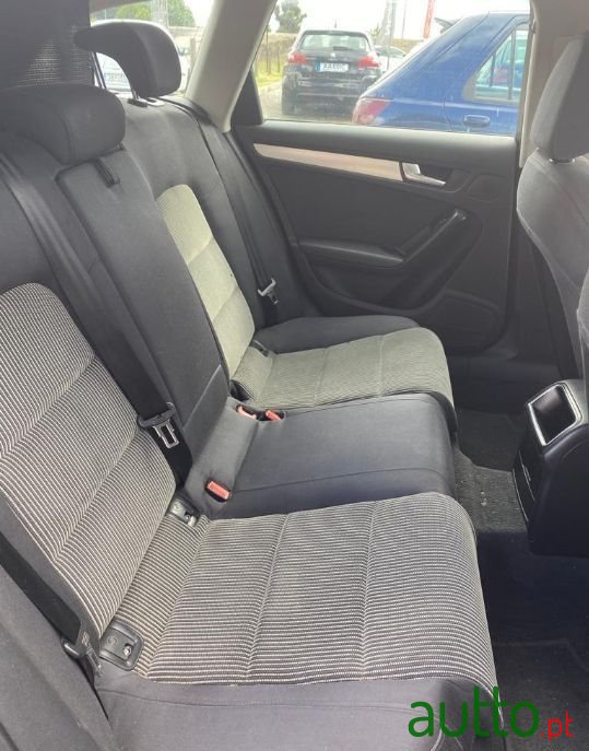 2009' Audi A4 Avant photo #3