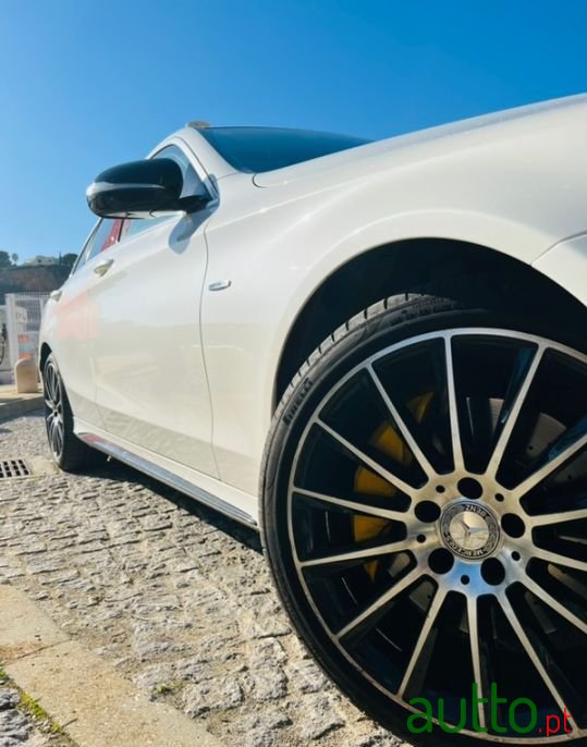 2015' Mercedes-Benz C-250 photo #4