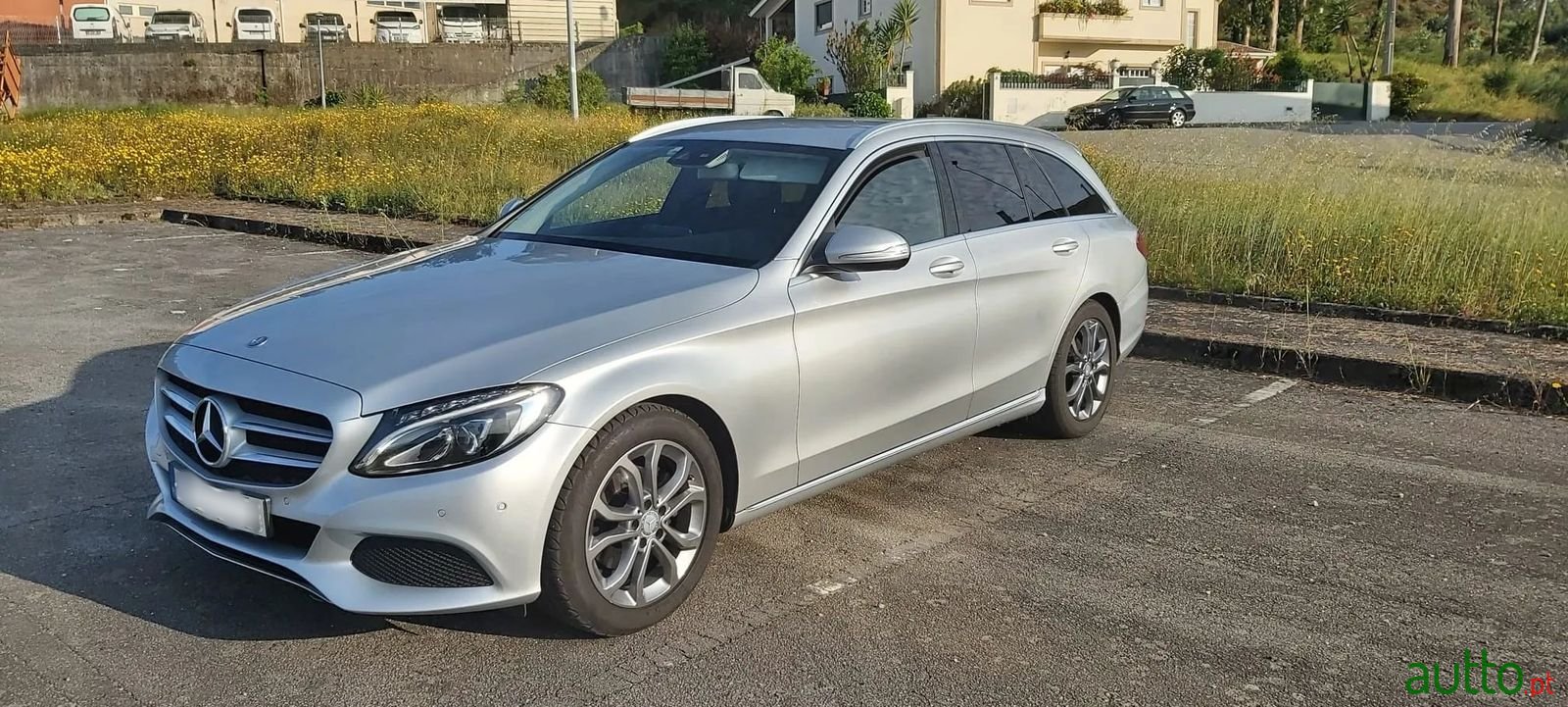 2015' Mercedes-Benz C-200 photo #3