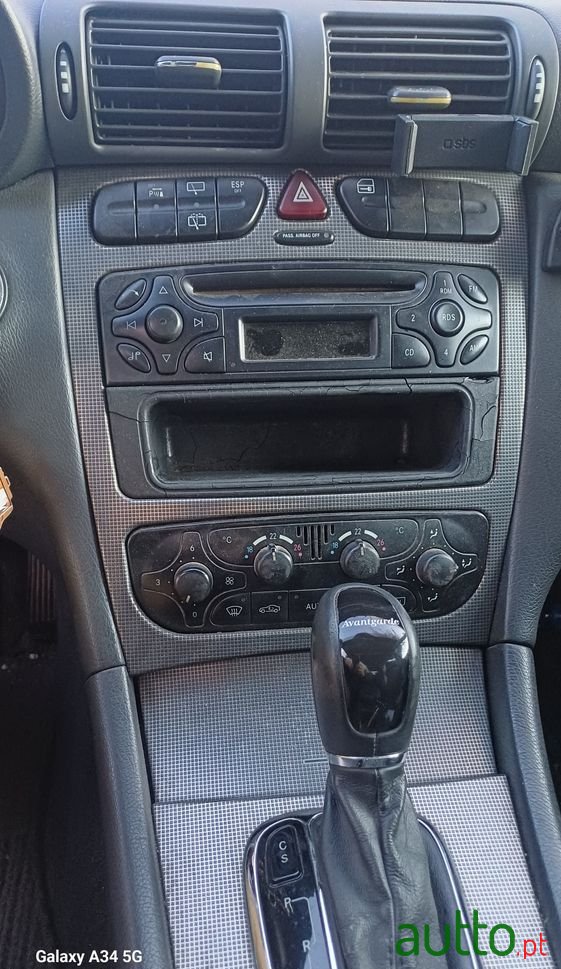 2004' Mercedes-Benz Classe C Cdi Avantgarde Aut. photo #5