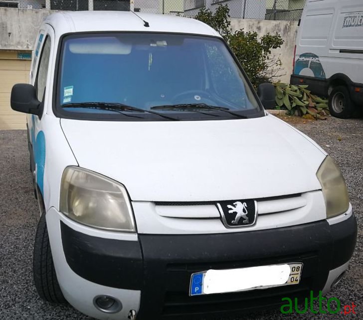 2008' Peugeot Partner photo #1