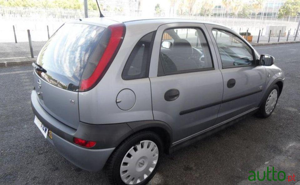 2003' Opel Corsa photo #6