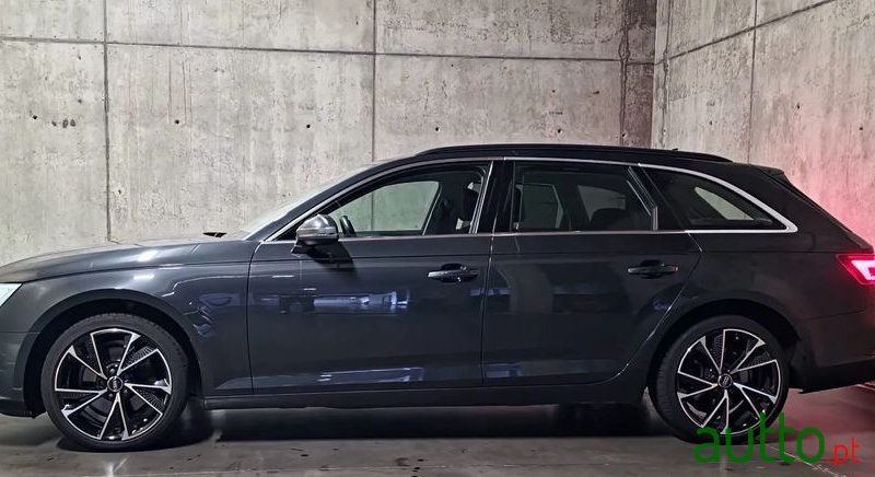 2019' Audi A4 Avant photo #4