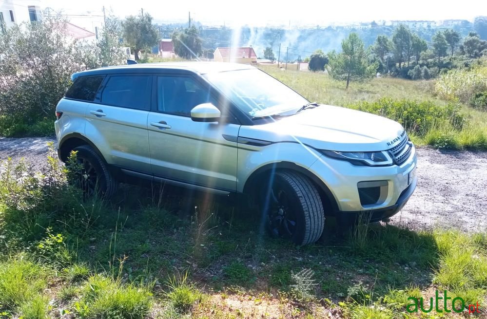 2016' Land Rover Range Rover Evoque photo #5