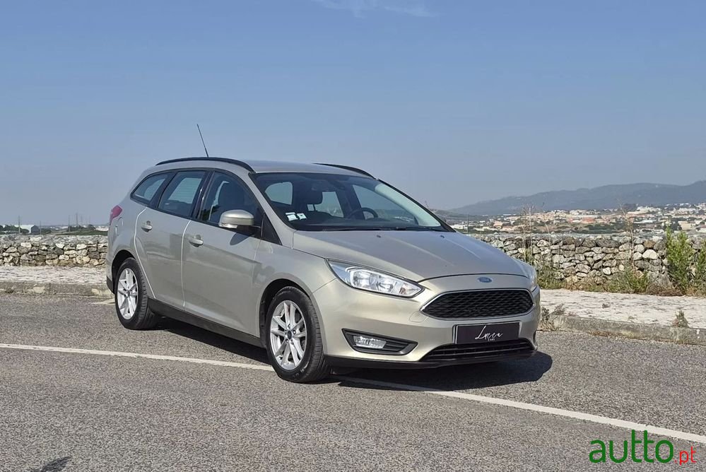2016' Ford Focus Sw photo #3