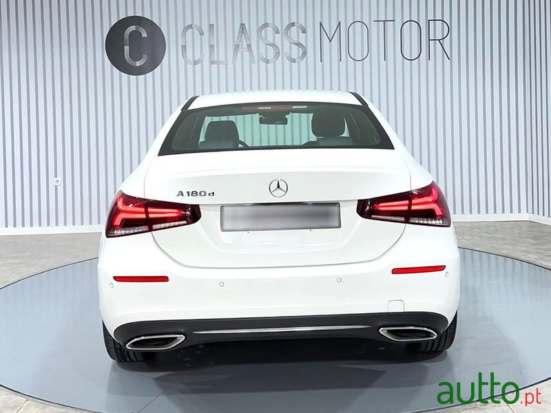 2020' Mercedes-Benz Classe A D Style Plus photo #6