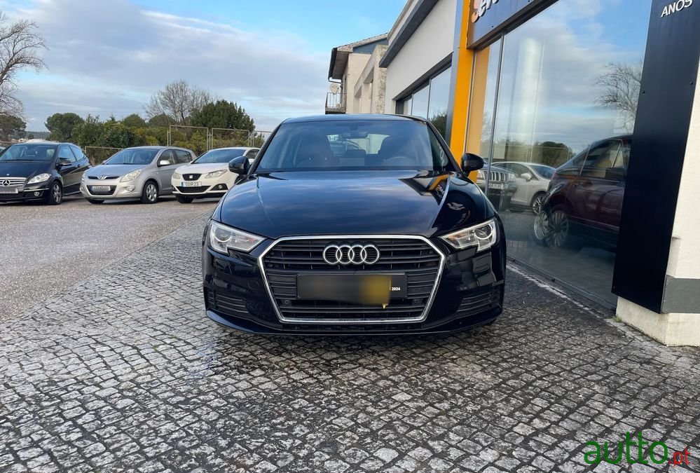 2017' Audi A3 Sportback photo #3