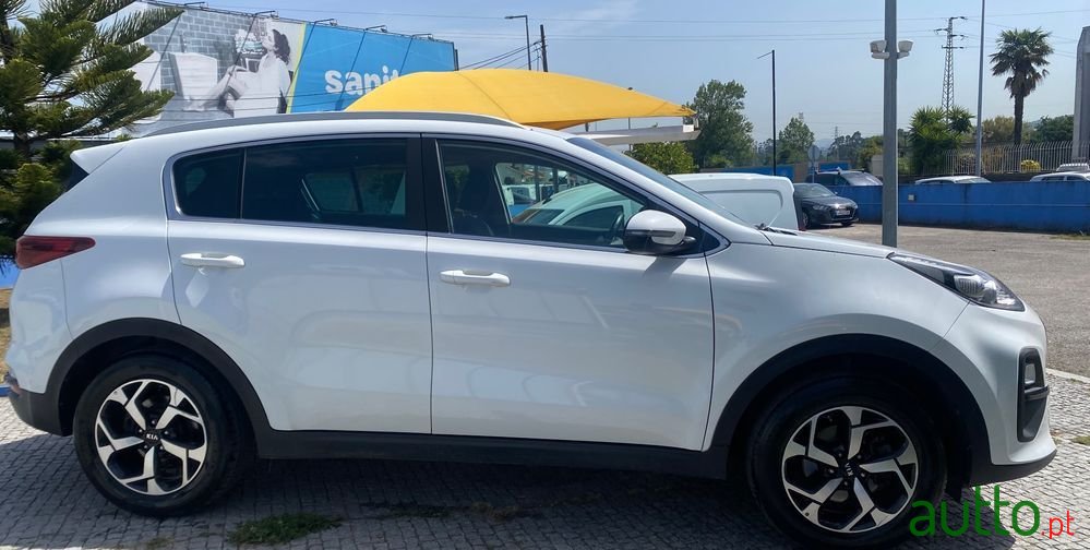 2022' Kia Sportage 1.6 Crdi Isg Urban photo #4