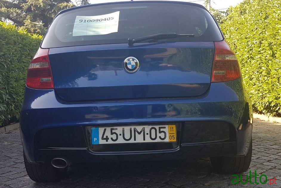 2011' BMW 118 photo #2