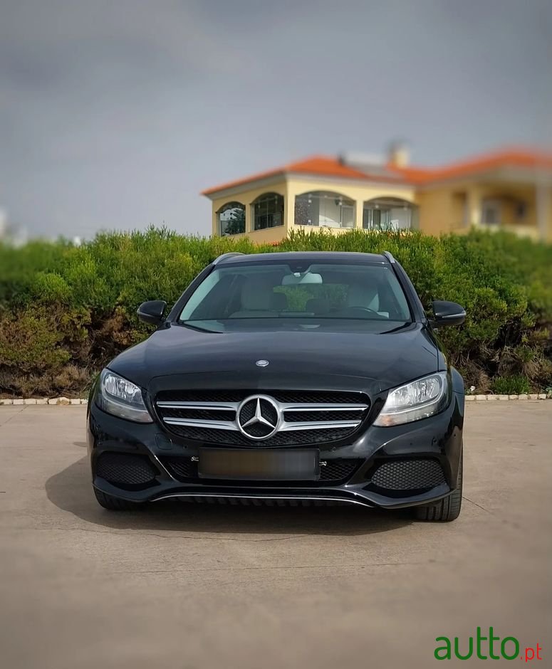 2016' Mercedes-Benz Classe C photo #4