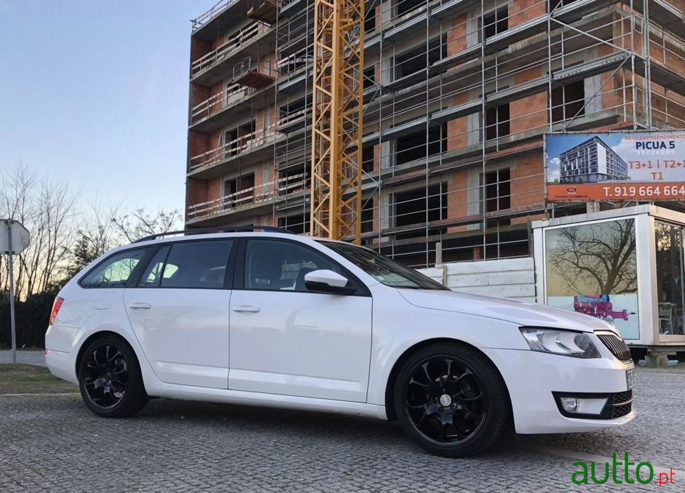 2015' Skoda Octavia Break photo #1