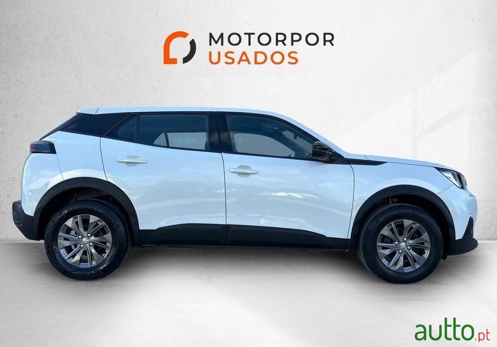 2022' Peugeot 2008 photo #4