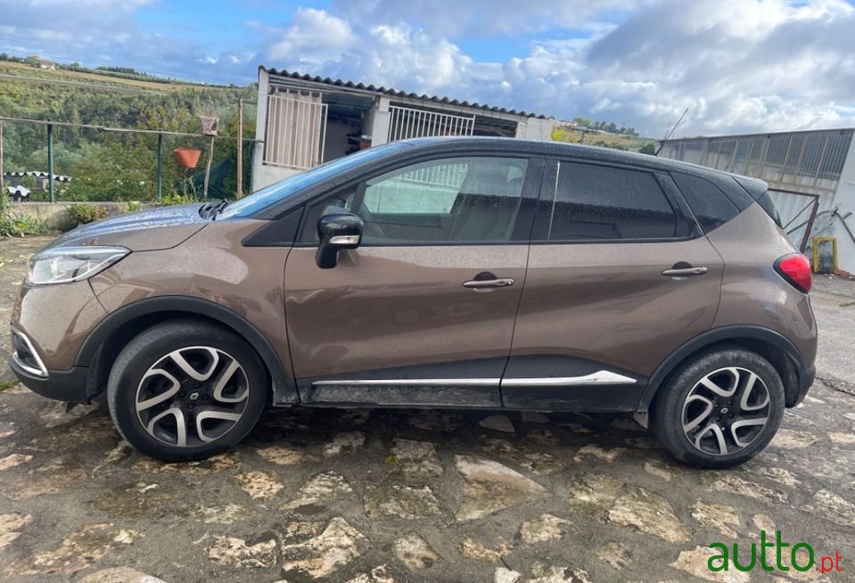 2014' Renault Captur photo #2