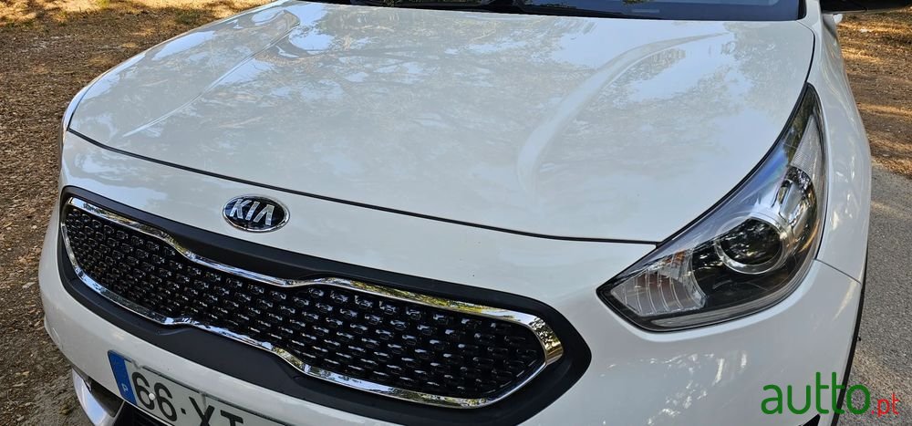 2019' Kia Niro 1.6 Gdi Hev Ex photo #6