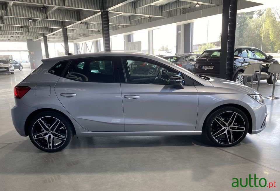 2021' SEAT Ibiza photo #5