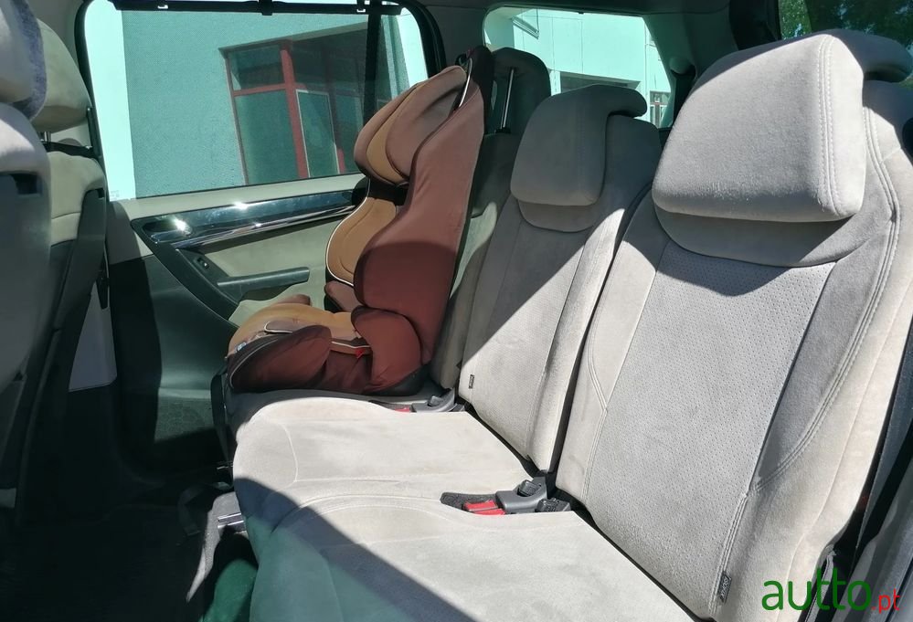 2007' Citroen C4 Grand Picasso photo #4