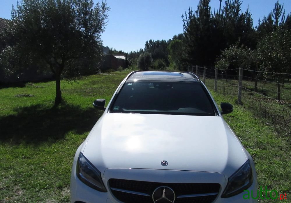 2021' Mercedes-Benz C 300 photo #4