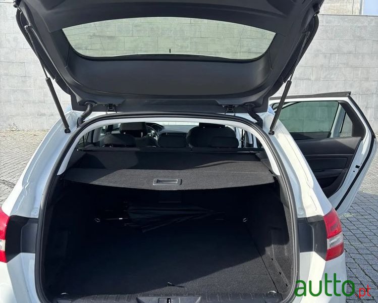 2019' Peugeot 308 Sw photo #5