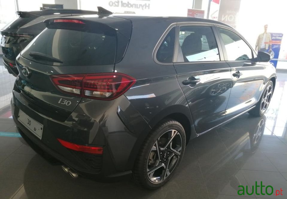2021' Hyundai i30 photo #3