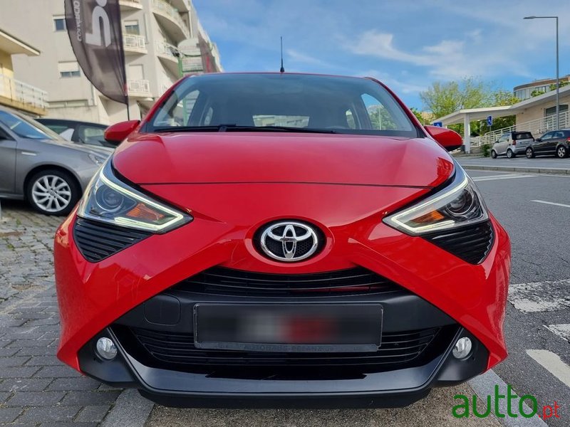 2021' Toyota Aygo 1.0 X-Play+X-Touch photo #3