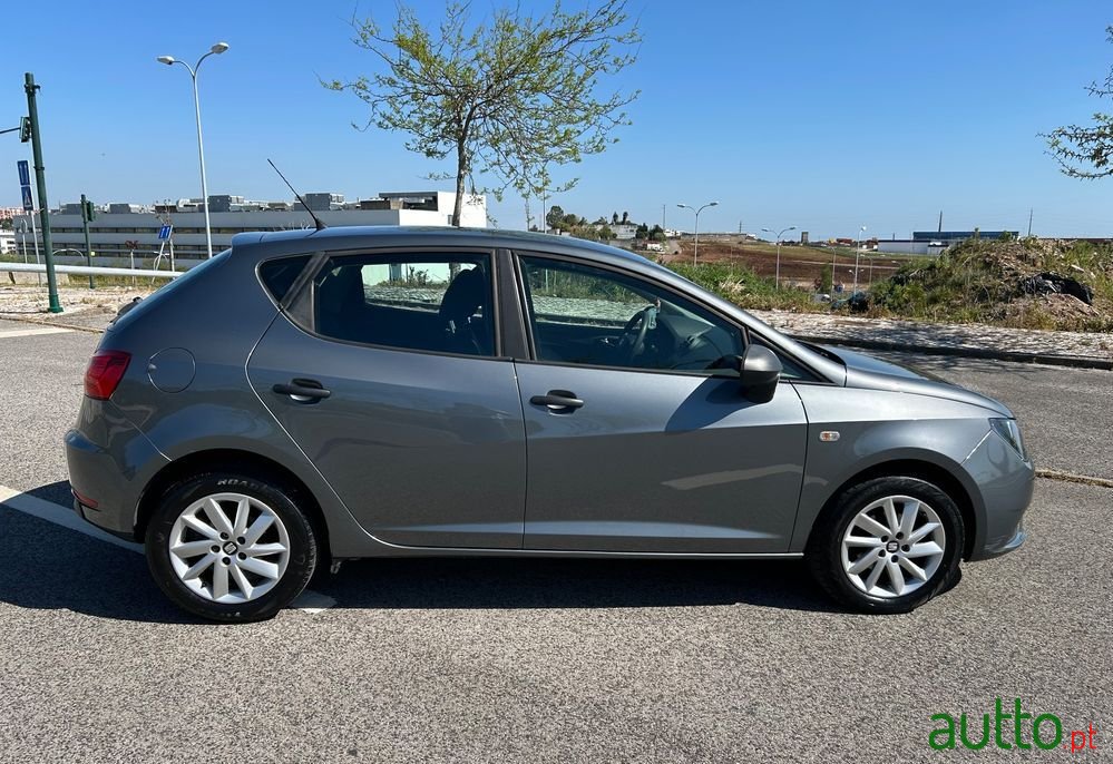 2015' SEAT Ibiza 1.4 Tdi Reference photo #5