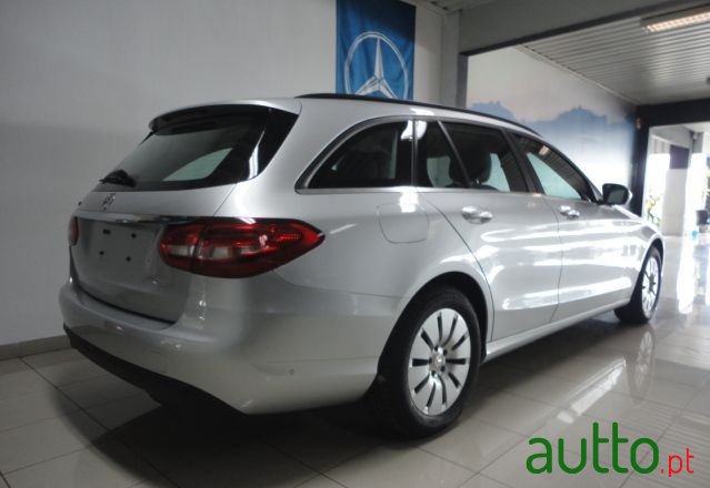 2016' Mercedes-Benz C-200 photo #2