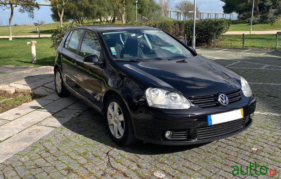 2007' Volkswagen Golf Mk5 Confortline photo #4