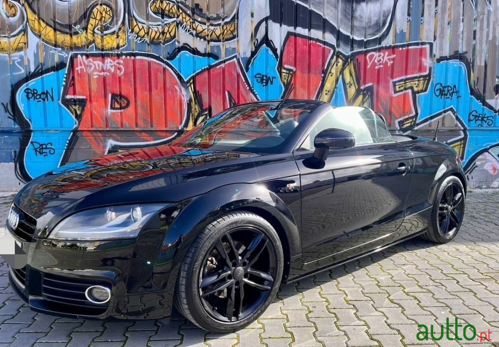 2010' Audi TT Roadster photo #1