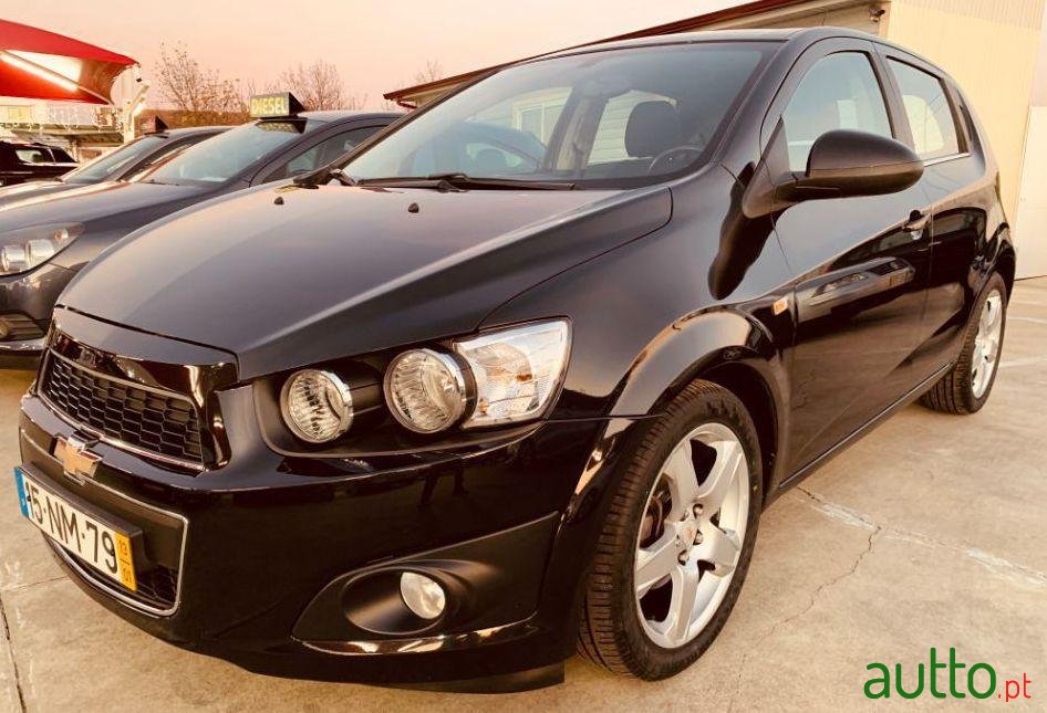 2013' Chevrolet Aveo Ls photo #2