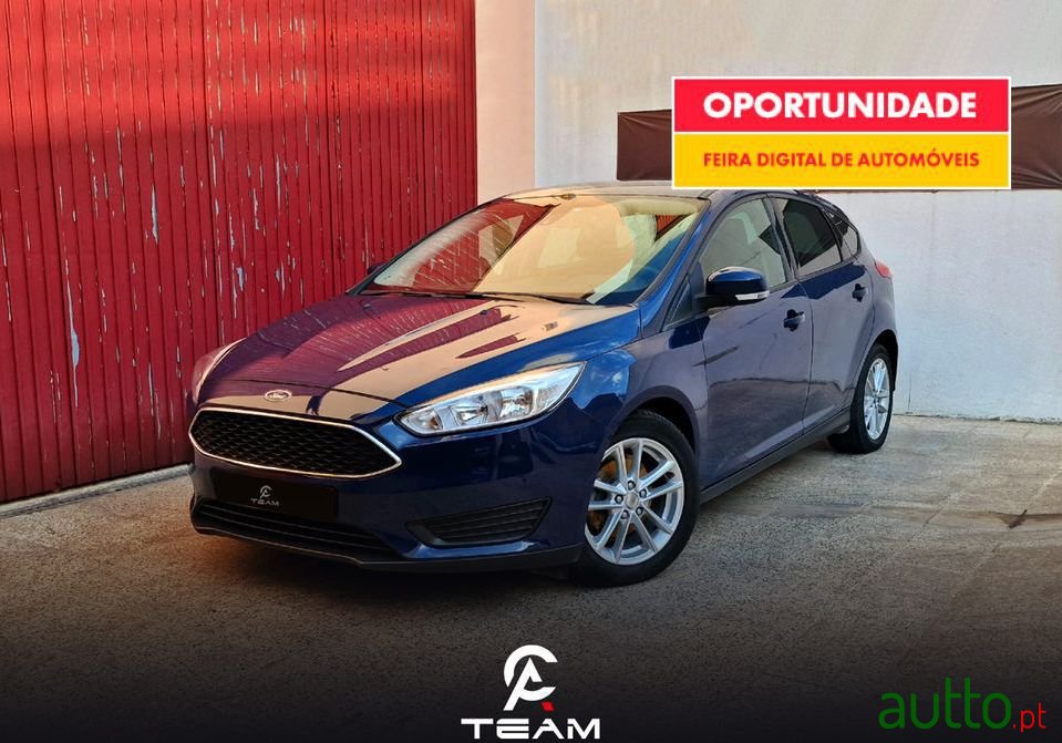 2015' Ford Focus photo #1