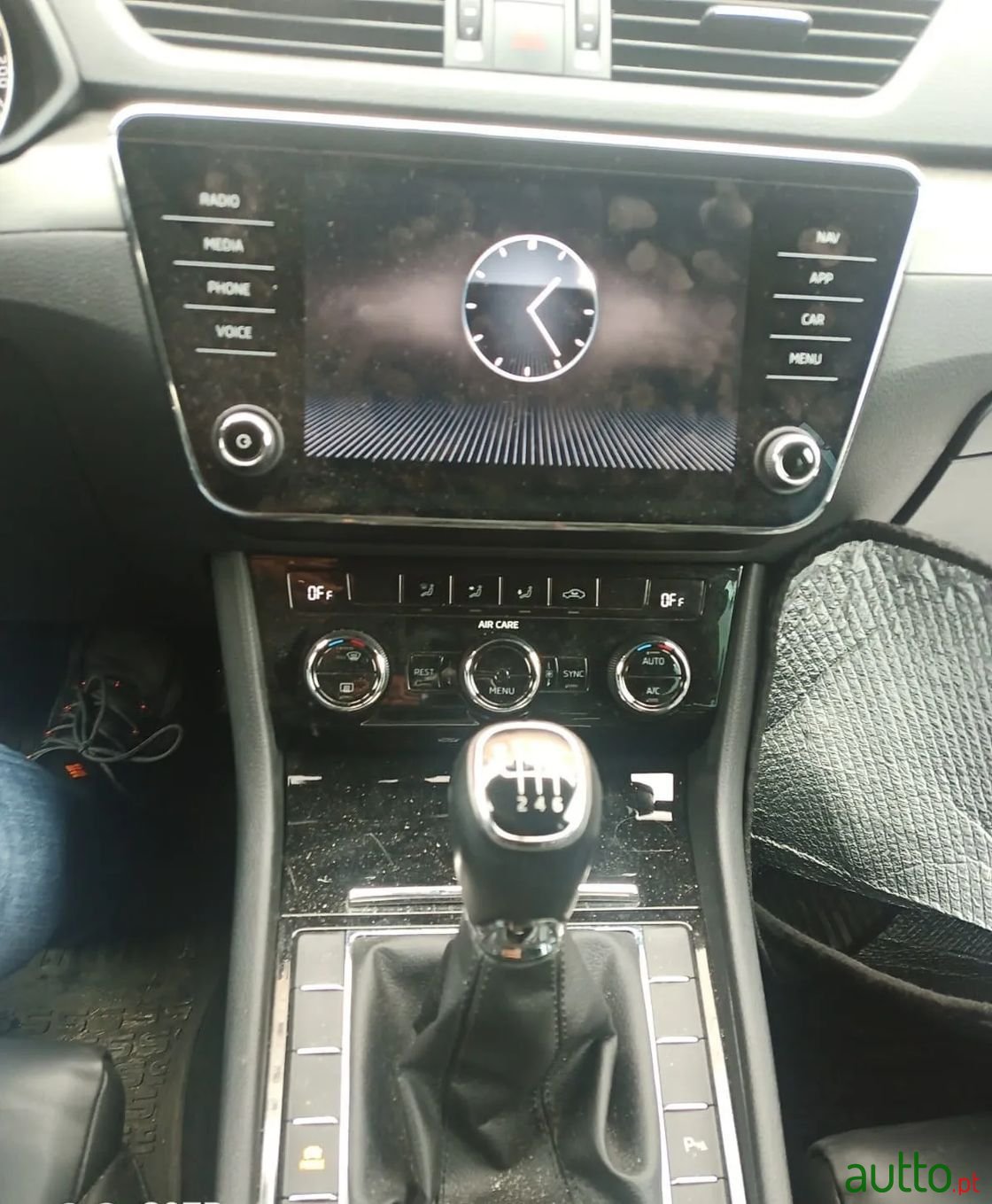 2017' Skoda Superb Break photo #5