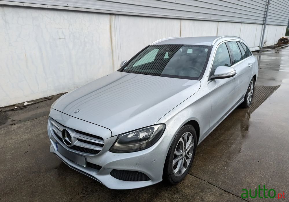2015' Mercedes-Benz C 220 photo #1