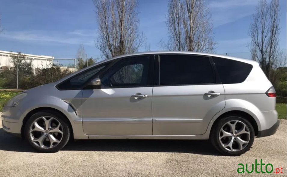 2008' Ford S-Max photo #1
